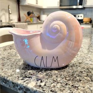NWT in the Box Rae Dunn 6in x 8in CALM CERAMIC SHELL W/ LUSTER FINISH Firm Price